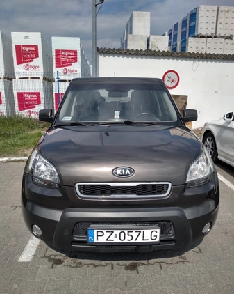 Kia Soul cena 18900 przebieg: 218000, rok produkcji 2009 z Poznań małe 56